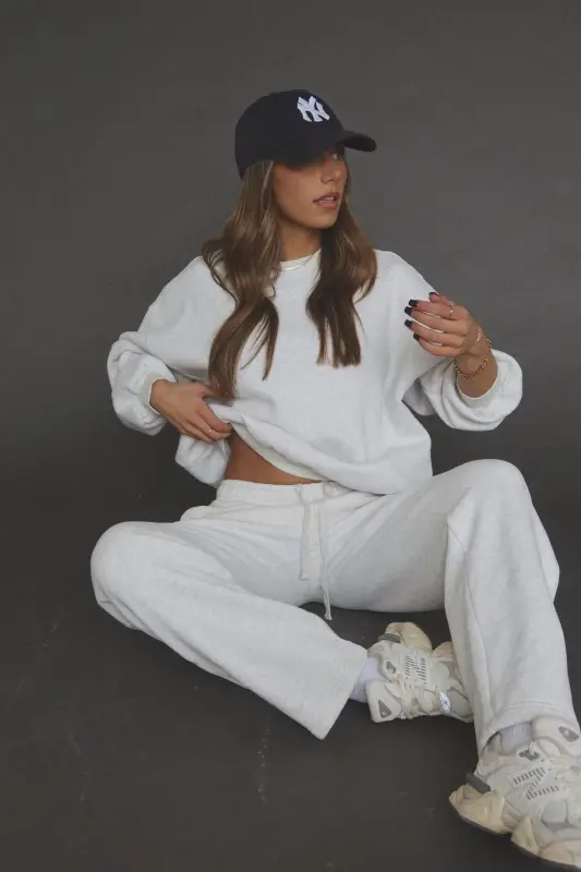 Lennox Crew Neck Sweatshirt In Heather White